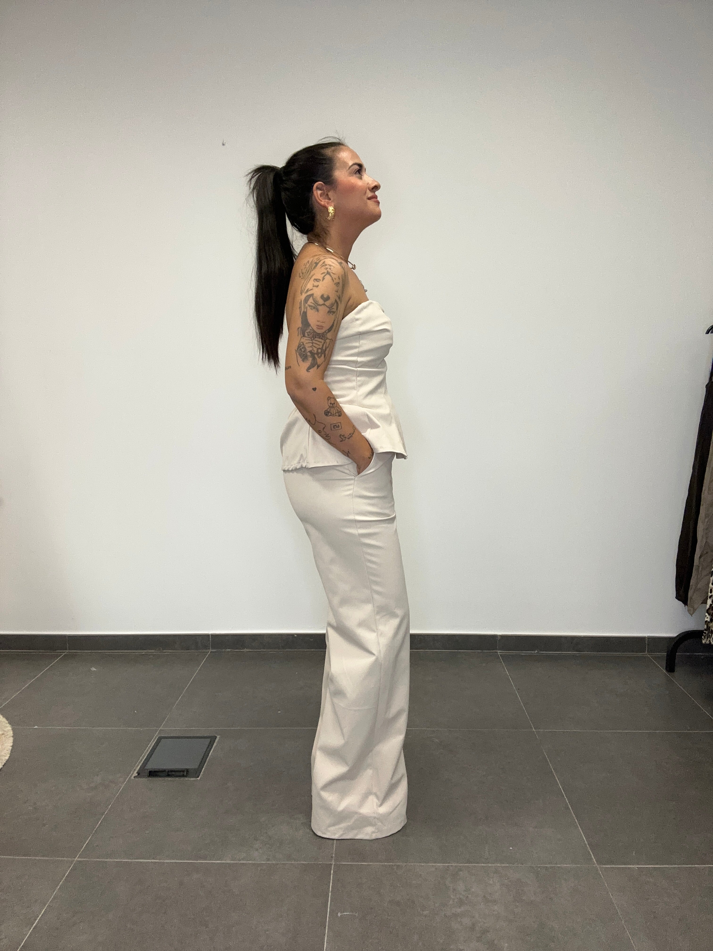 TRAJE LADY BEIGE.