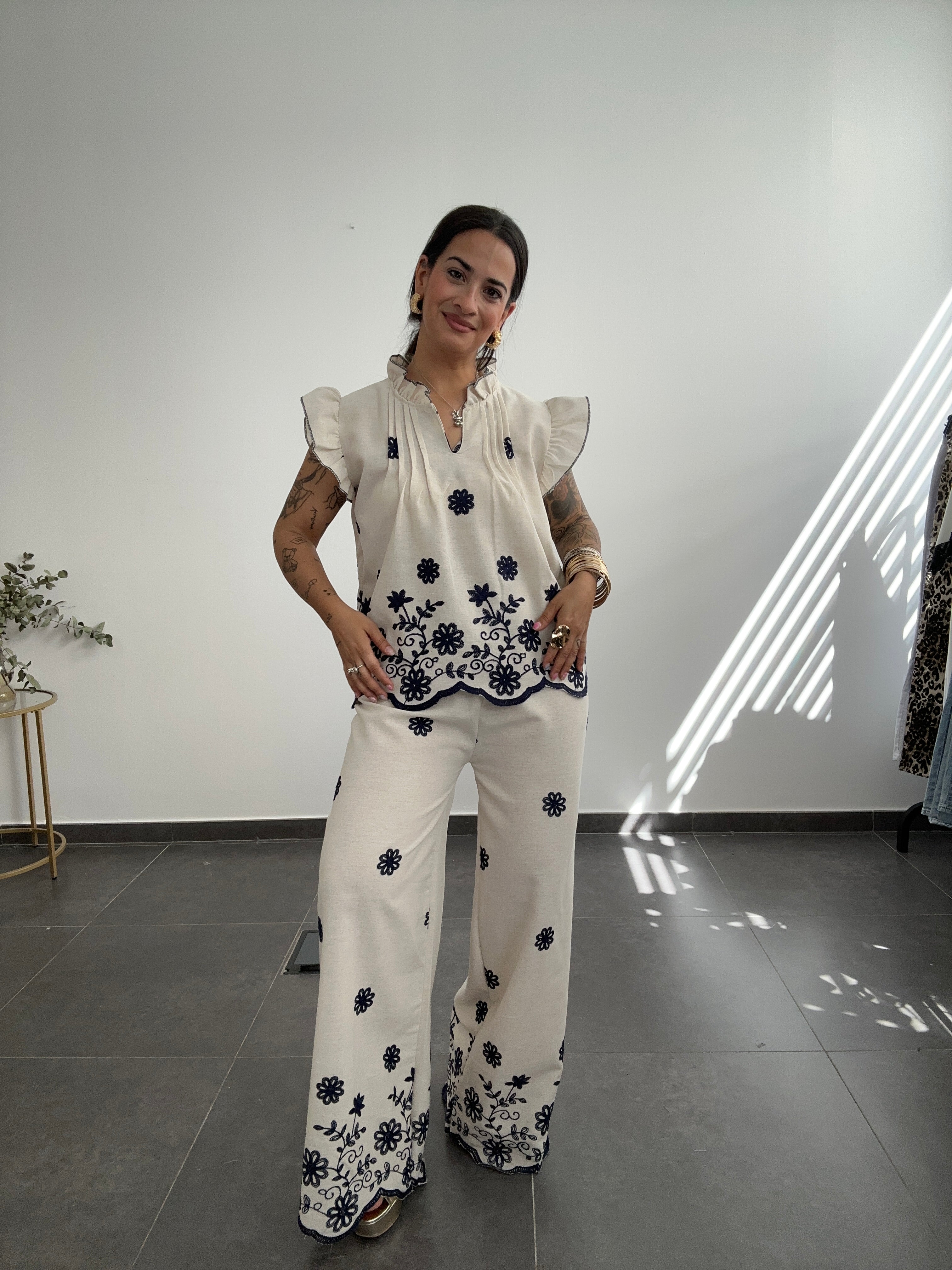 CONJUNTO LINO BORDADO