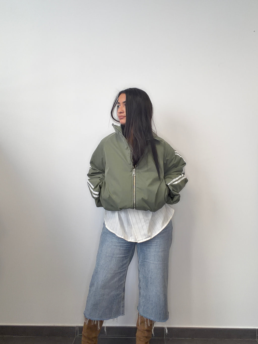 •BOMBER ADIS•