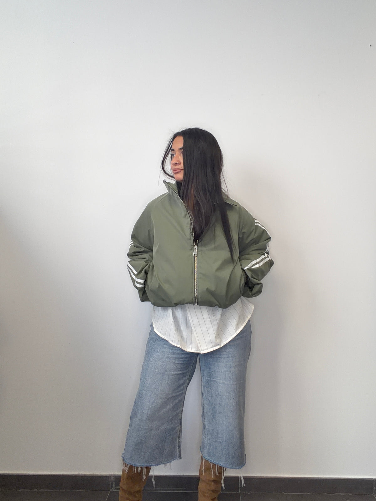 •BOMBER ADIS•