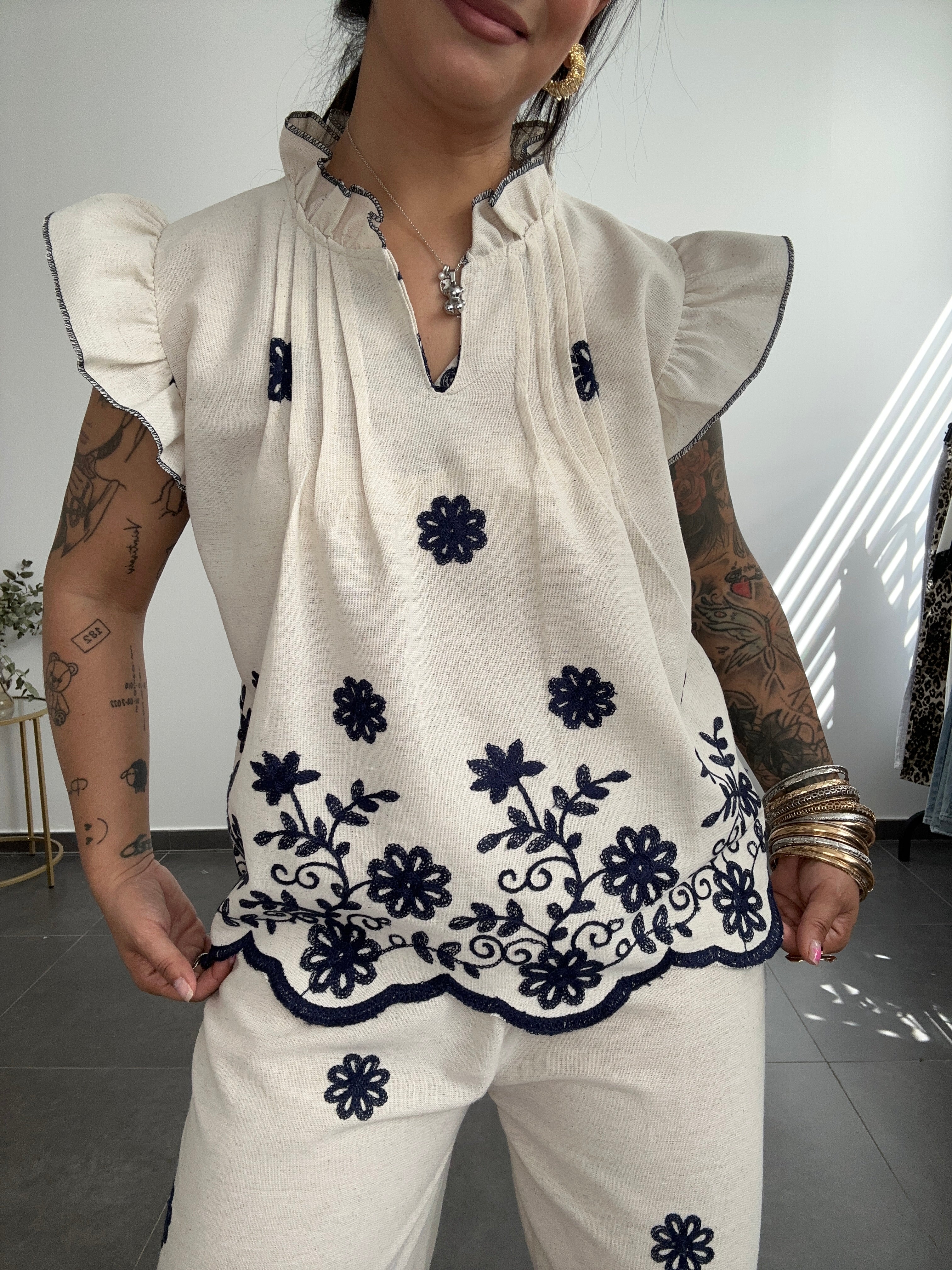 CONJUNTO LINO BORDADO