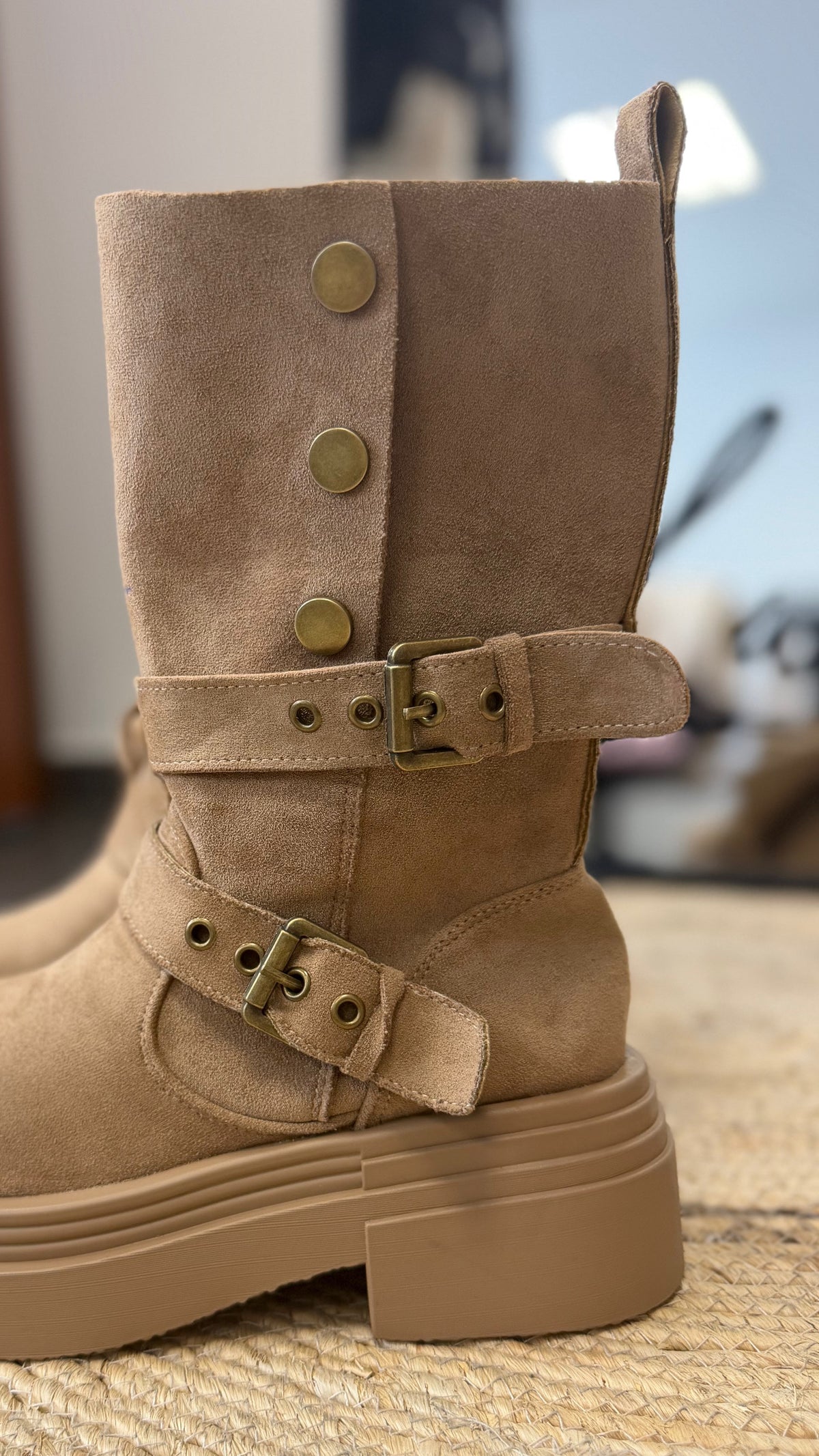•BOTAS TRACK•