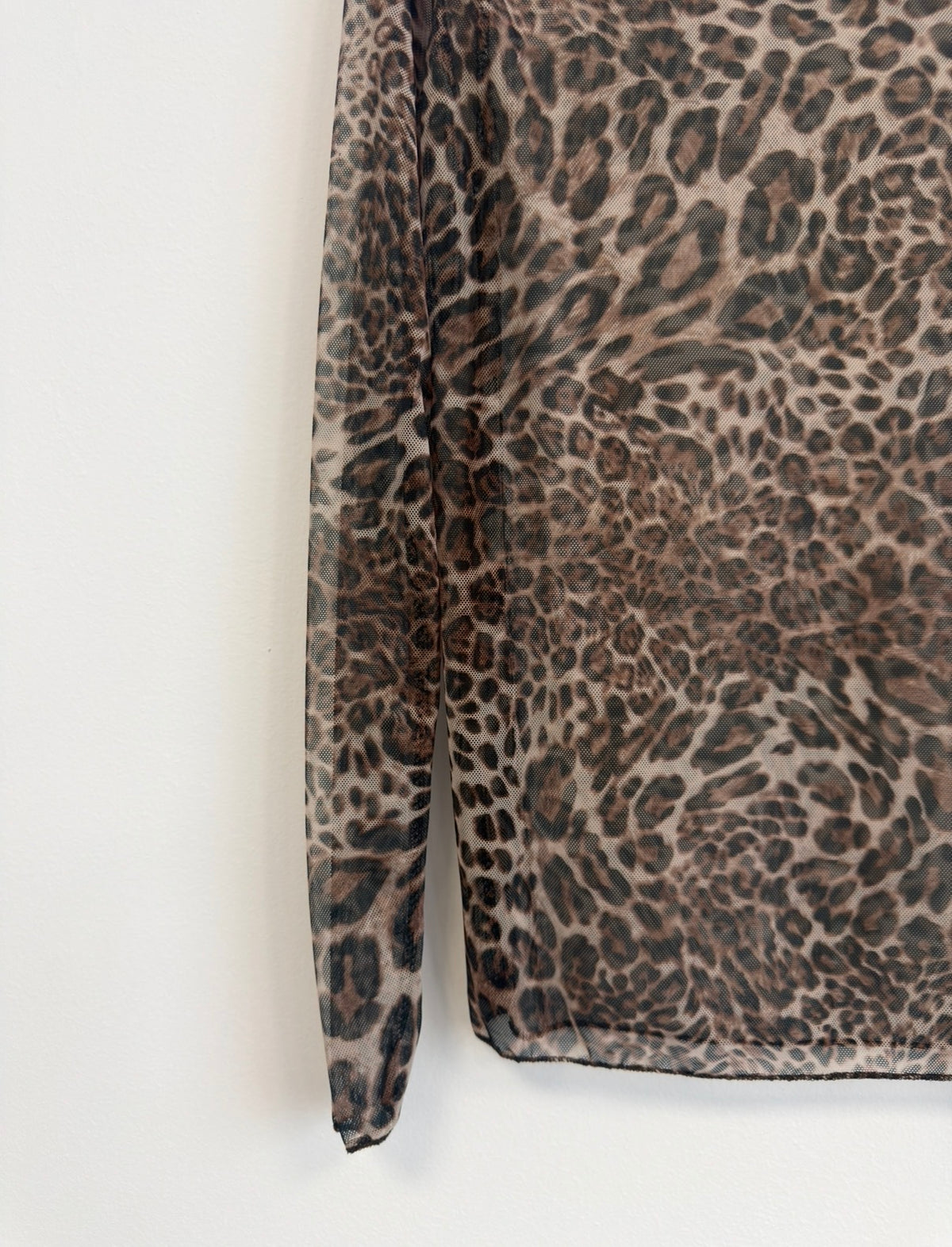 •TOP GIO LEOPARDO•