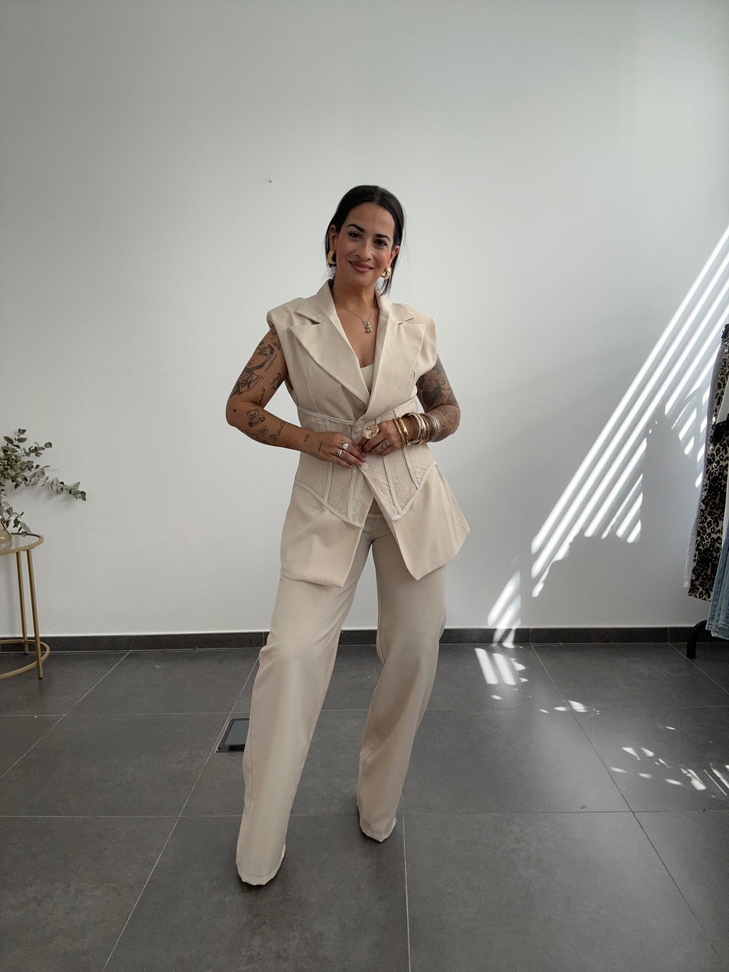 TRAJE CORSET BEIGE