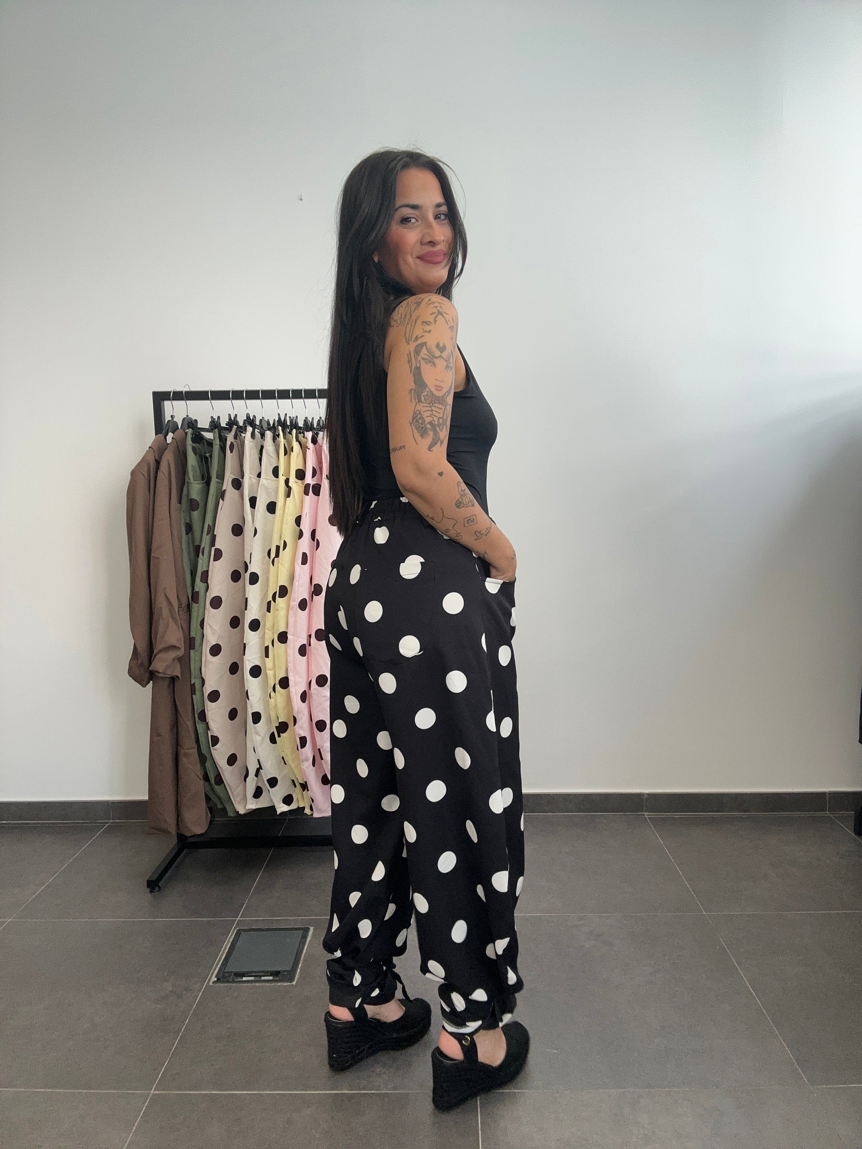 PANTALÓN BALOO NEGRO.
