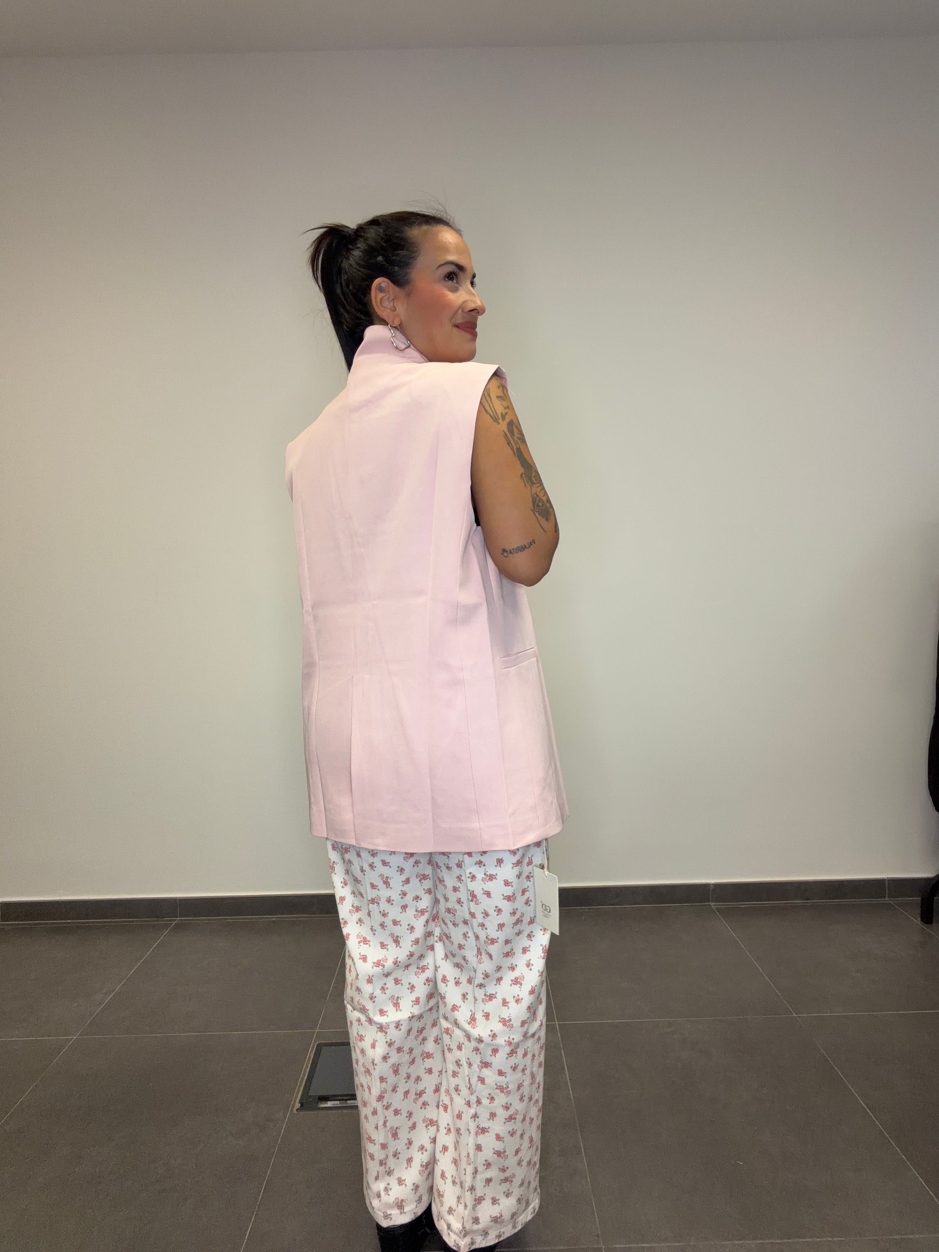 CHALECO CRUZADO ROSA.