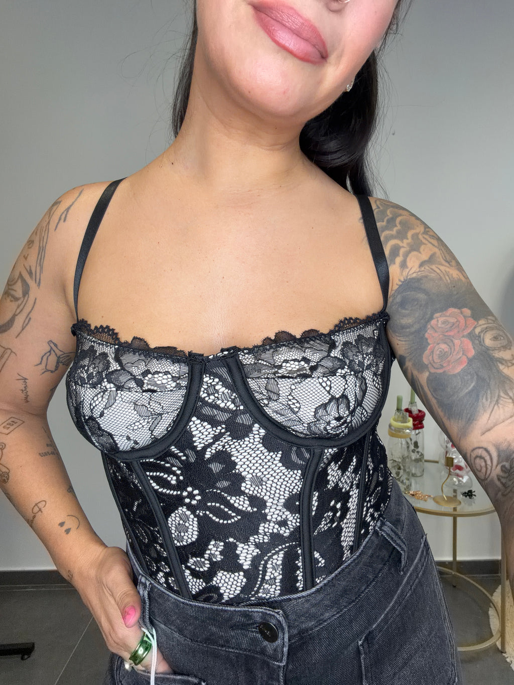 CORSET ENCAJE.