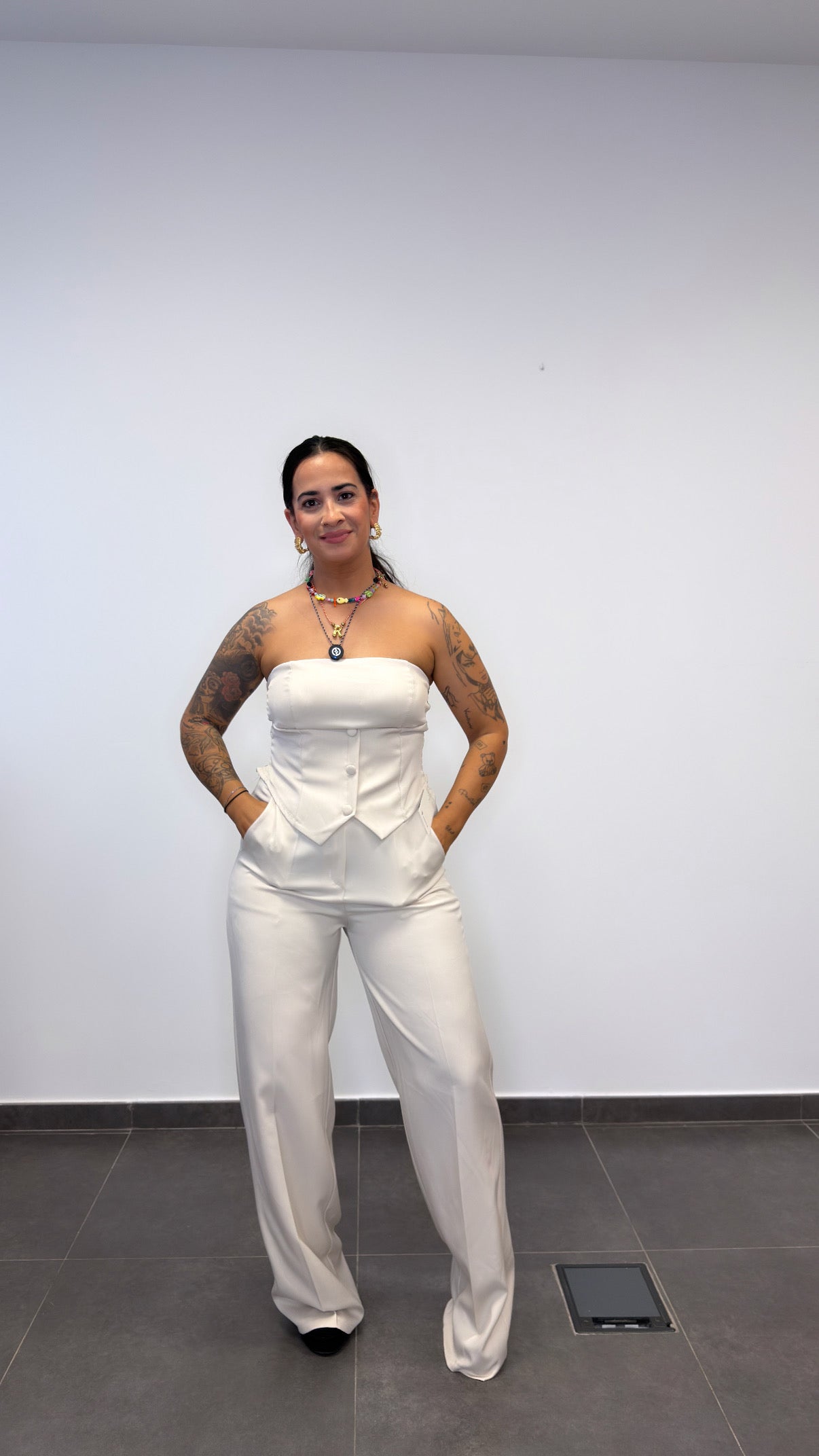 CONJUNTO TRAJE BLANCO.