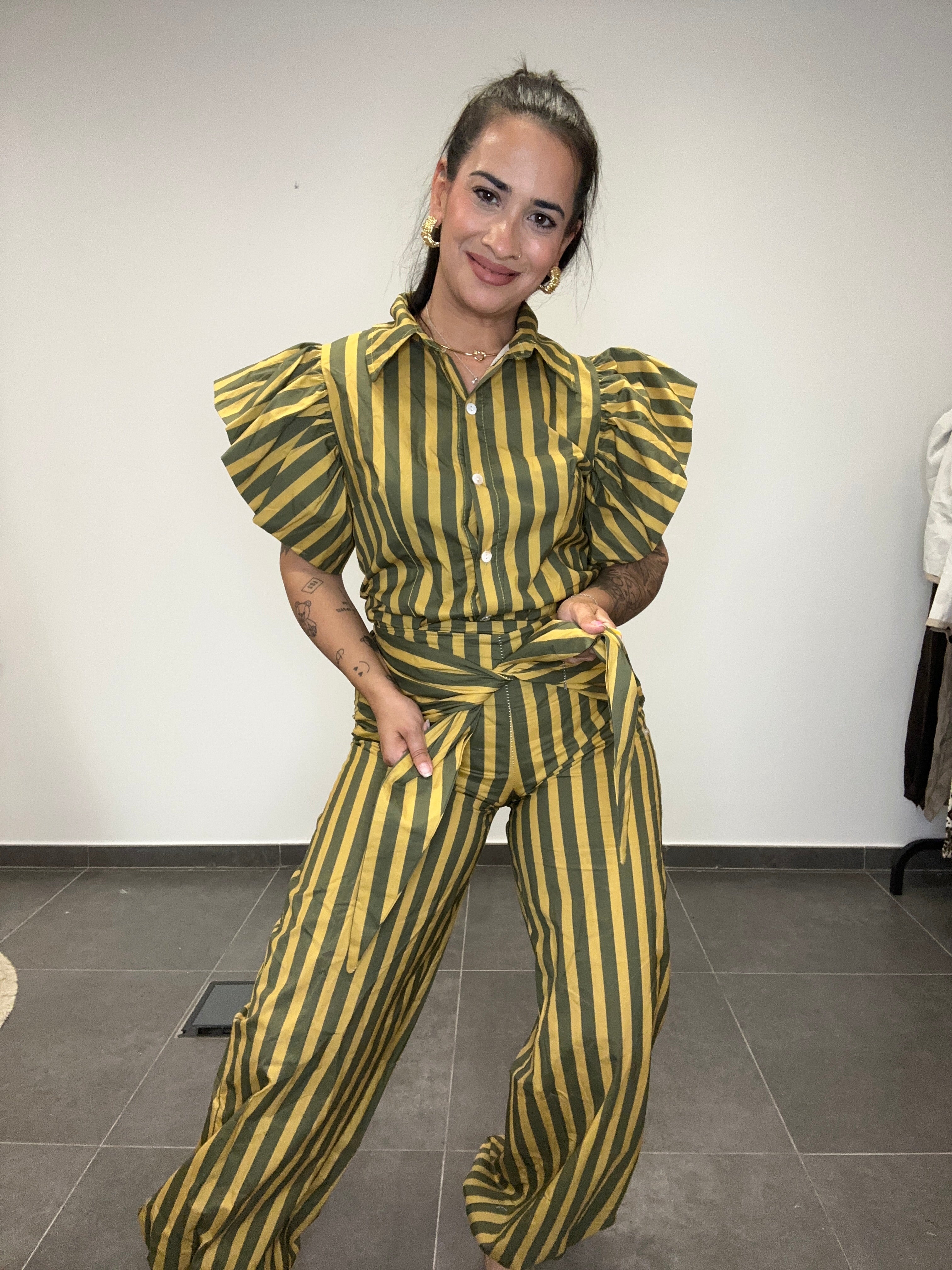 CONJUNTO RAYAS AMARILLO.