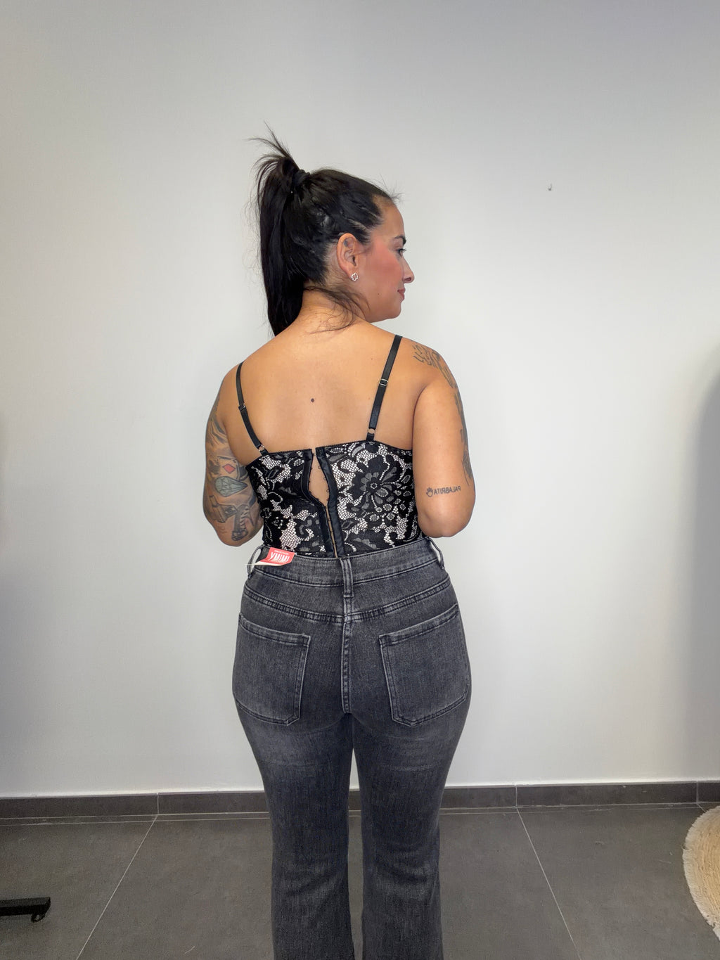 CORSET ENCAJE.