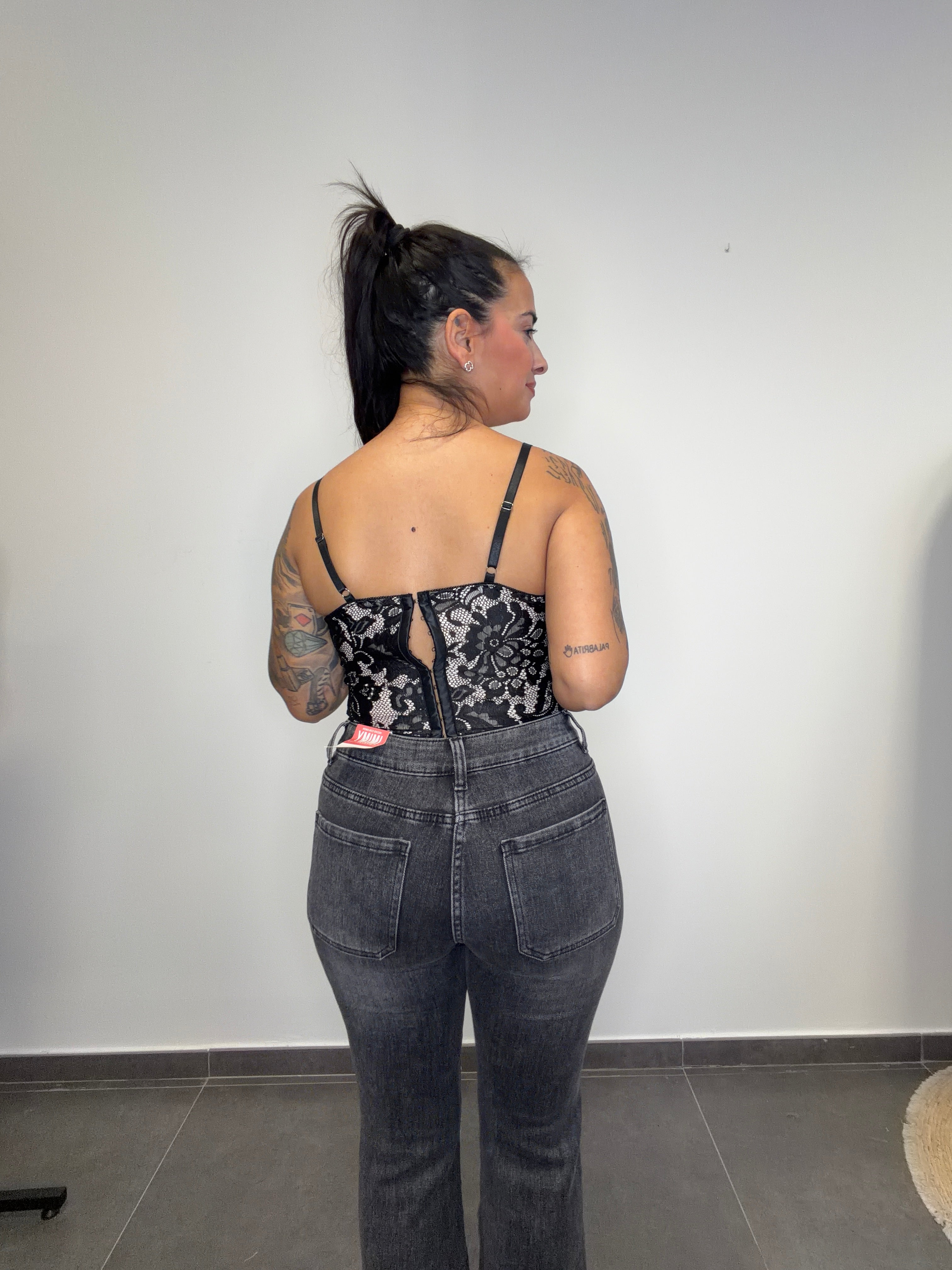 CORSET ENCAJE.