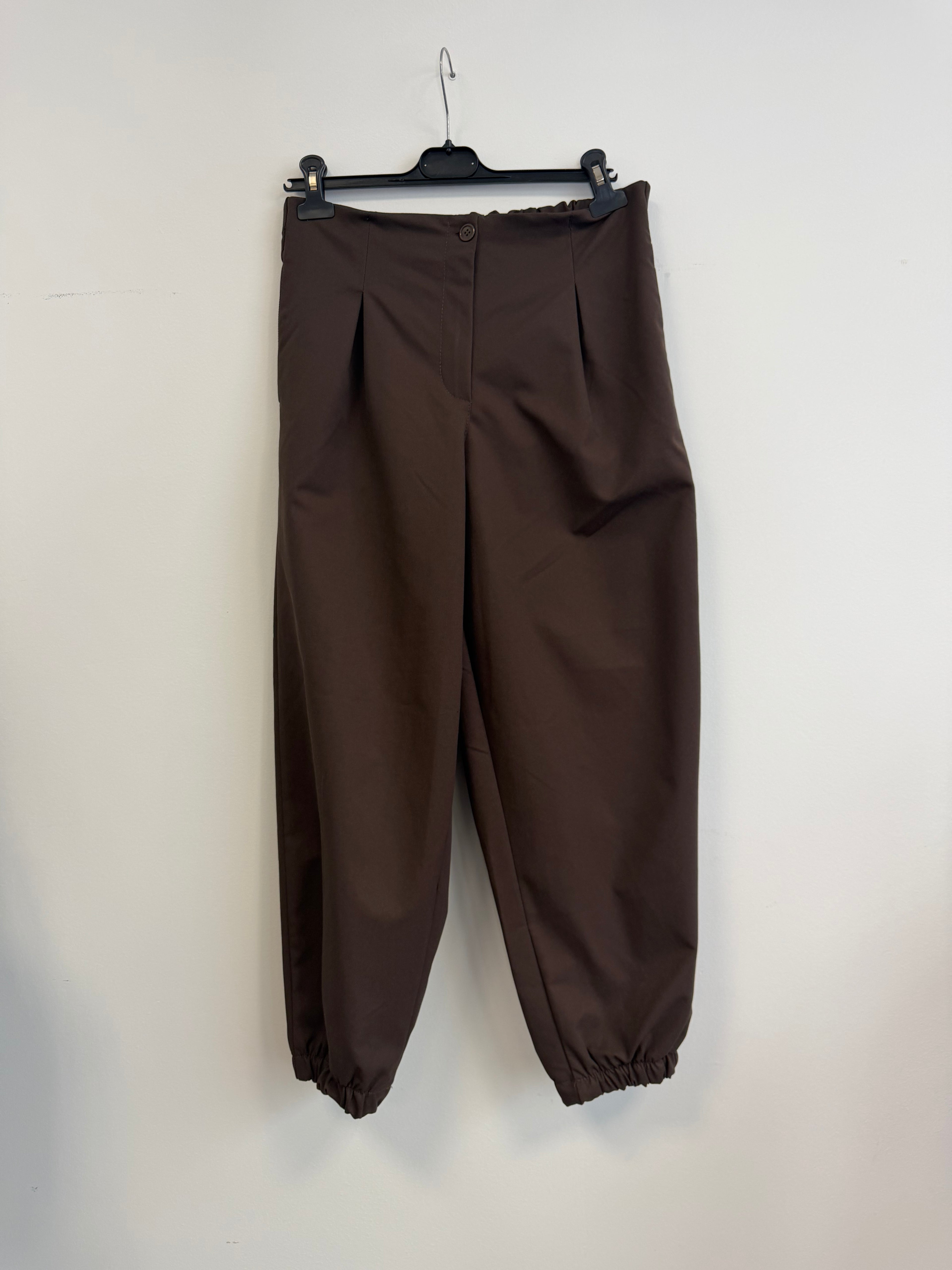 •PANTALÓN BOMBACHO TRAJE MARRÓN•