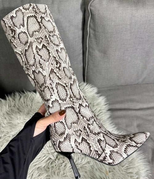 •BOTAS SNACK•